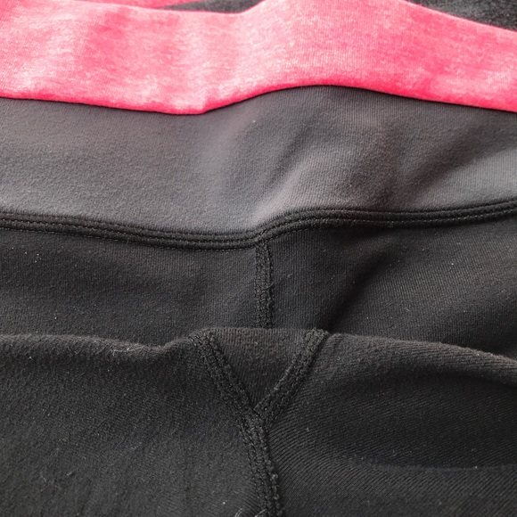 Lululemon Capri Cropped Leggings - Picture 4 of 8